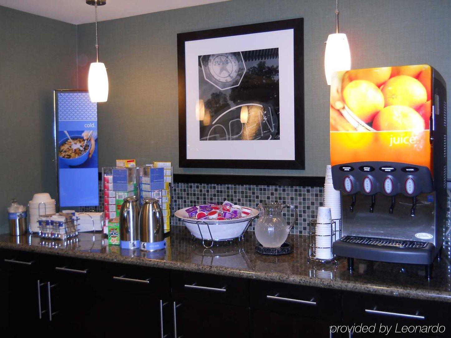 Hampton Inn & Suites Birmingham/280 East-Eagle Point Hoover Restaurace fotografie